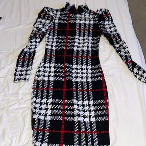 Black, red & white plaid dress. *Please see photo for fit/style*